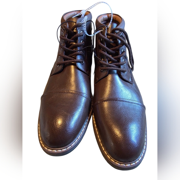 New Men's Guess Brown Leather Boots Size 10 - Picture 2 of 6